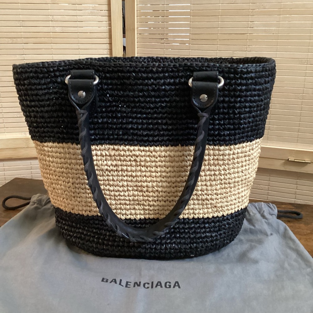Balenciaga Raffia Panier Small Tote bag - Picture 2 of 13